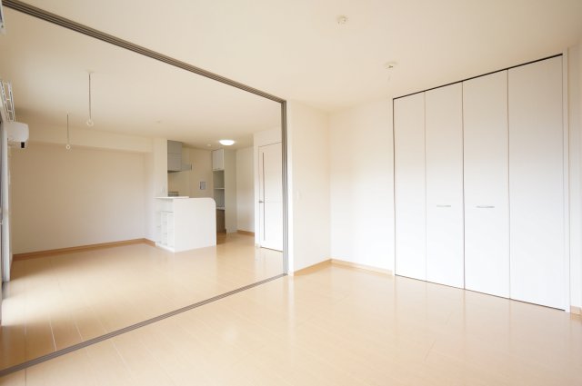 その他　※同物件・反転タイプの写真です。