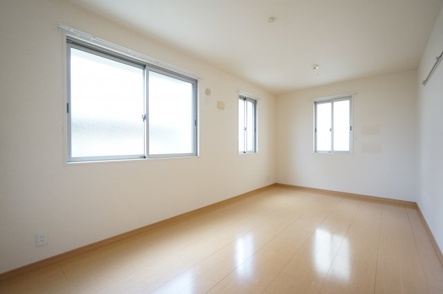 その他部屋・スペース　※同物件・反転タイプの写真です。