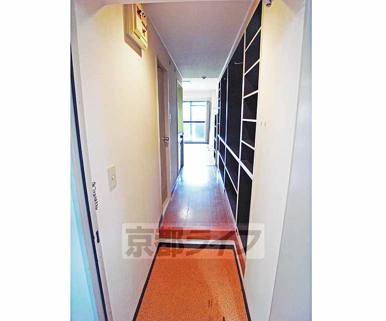 その他部屋・スペース　静かな廊下です