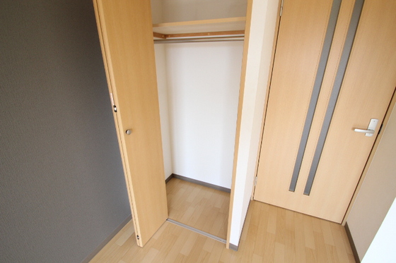収納　※掲載写真は同マンション別部屋参考写真となります。