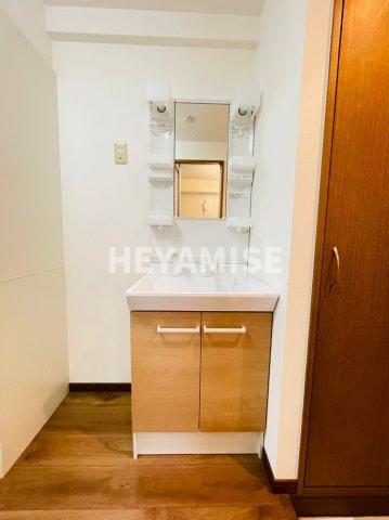 洗面設備　※類似間取りの別のお部屋の写真です※