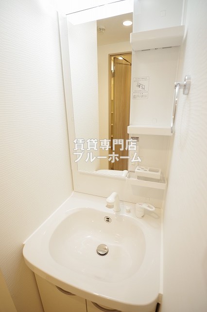 洗面設備　独立洗面台あります！