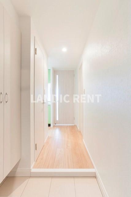 玄関　明るい玄関です