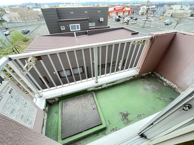 バルコニー　バルコニー