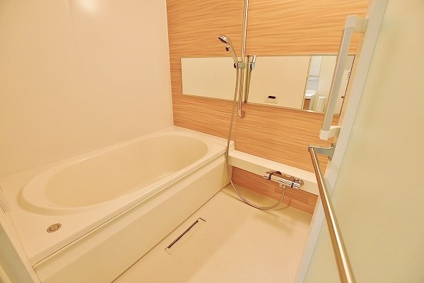 バス・シャワールーム　★浴室★