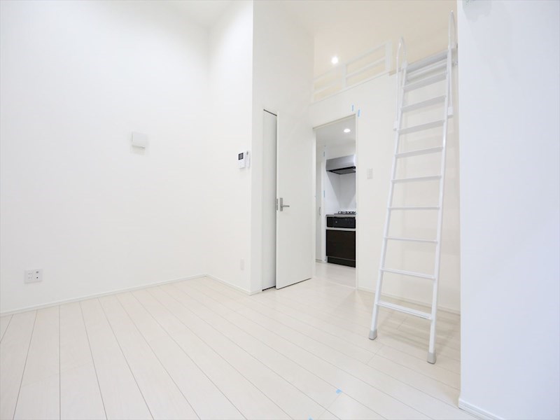 居室・リビング　洋室6.5帖　ロフト5帖（収納としても寝室としても使えます）