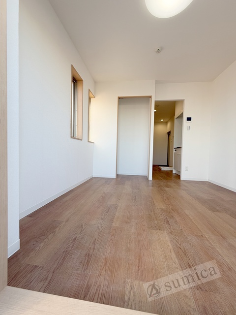 居室・リビング　扉を開ければこの解放感＾０＾さぁどう使いましょうか。。。