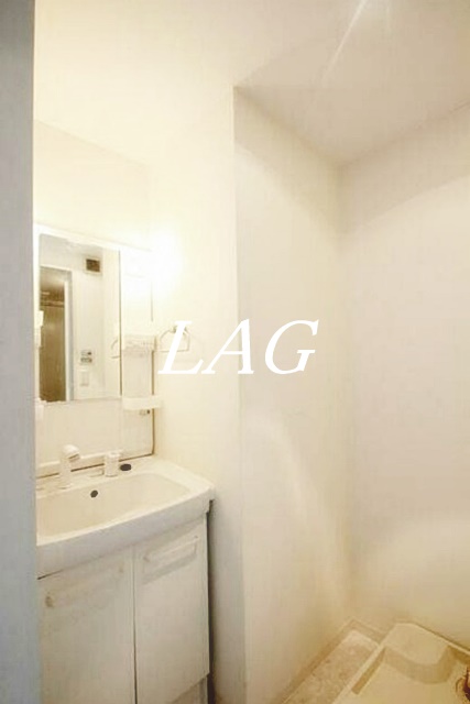 洗面設備　独立洗面台です。