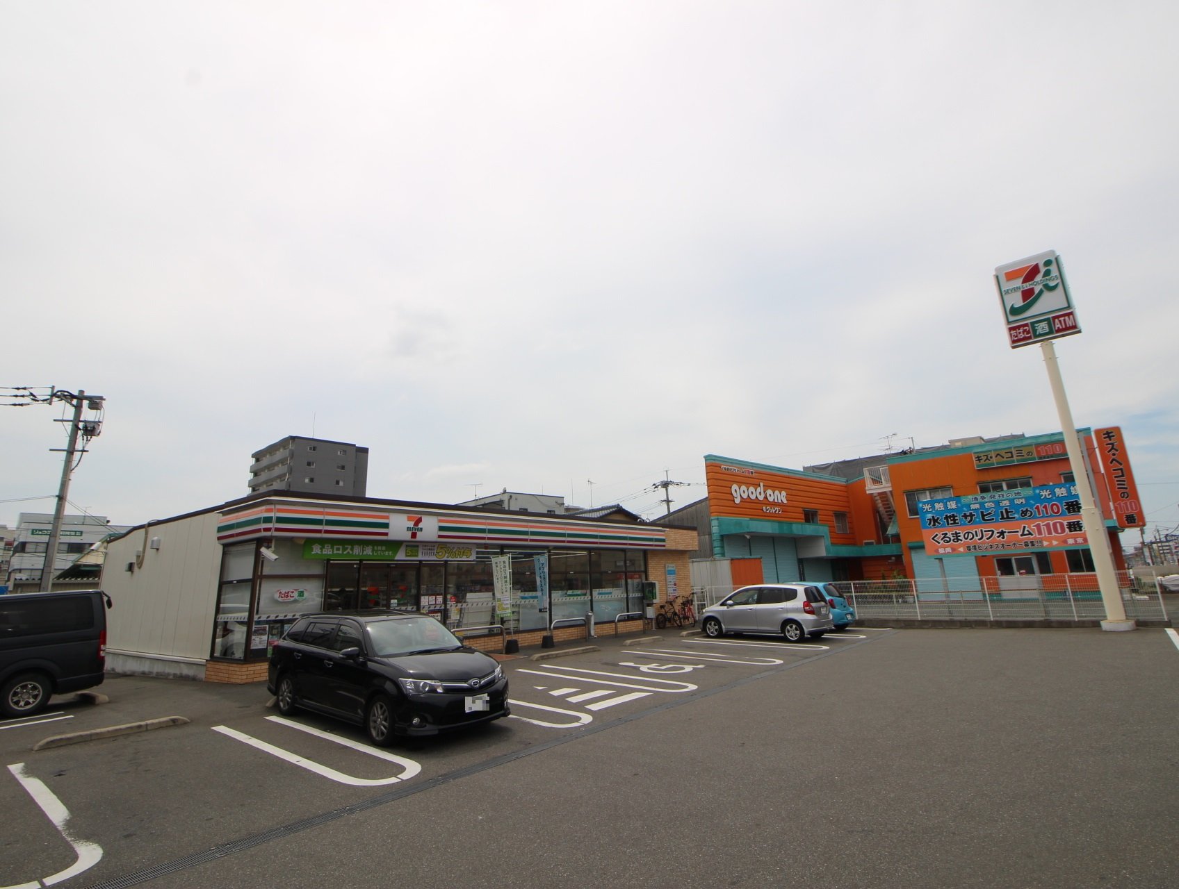 コンビニ　セブンイレブン博多東那珂3丁目店（コンビニ）まで563m