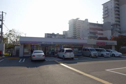 コンビニ　ローソン（古川町）（コンビニ）まで400m