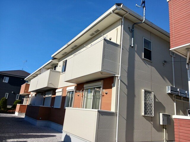 建物外観　落ち着いた雰囲気の外観です