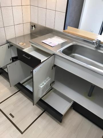 キッチン　収納たっぷり