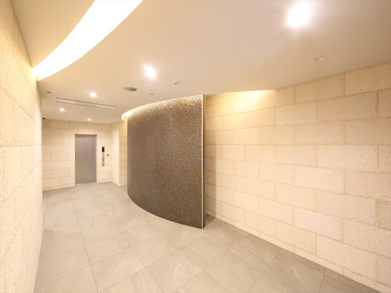 エントランス　エントランス　ＡＬＳＯＫセキュリティ　オートロック　宅配ＢＯ