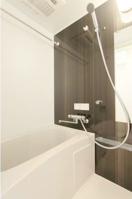バス・シャワールーム　浴室