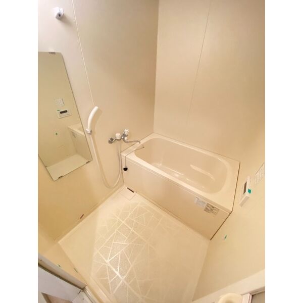 バス・シャワールーム　バストイレ別でおすすめです☆