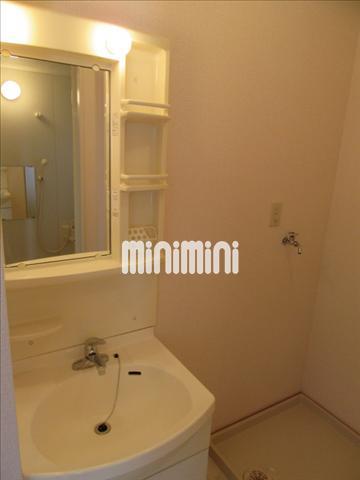 洗面設備　大きな洗面は使いやすいです