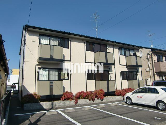 建物外観　２階建てのコーポ