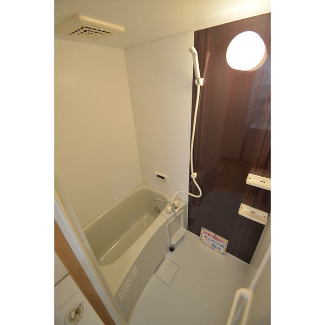 バス・シャワールーム　追い炊き