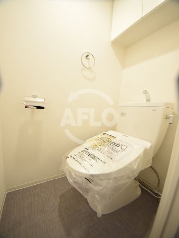 トイレ　セレニテ桜川駅前プリエ　トイレ