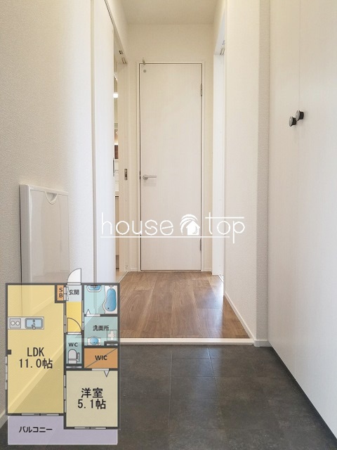 玄関　シューズボックス完備