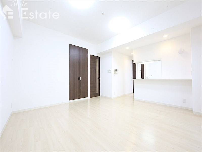 居室・リビング　内装