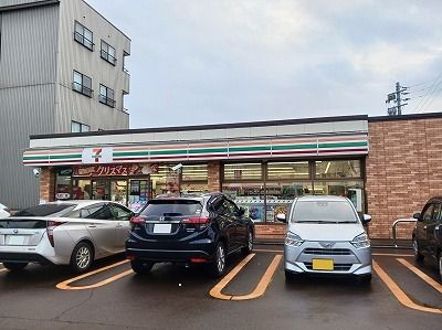 コンビニ　セブンイレブン　長岡福住店（コンビニ）まで120m