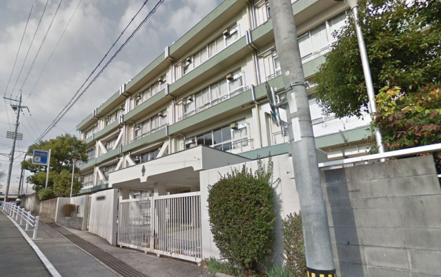 中学校　茨木市立西中学校（中学校）まで1200m