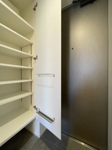 玄関　※別室参考写真