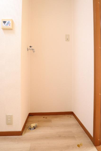 その他設備　設備　洗濯機置場※同物件・同仕様画像