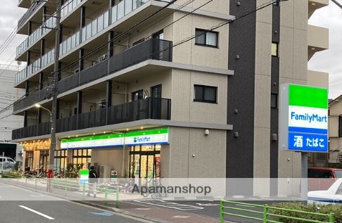 コンビニ　ファミリーマート大田大森西一丁目店（コンビニ）まで365m