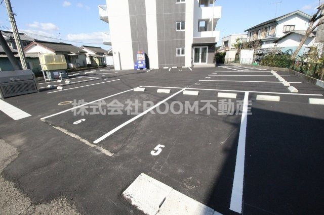 駐車場　駐車スペースもあります