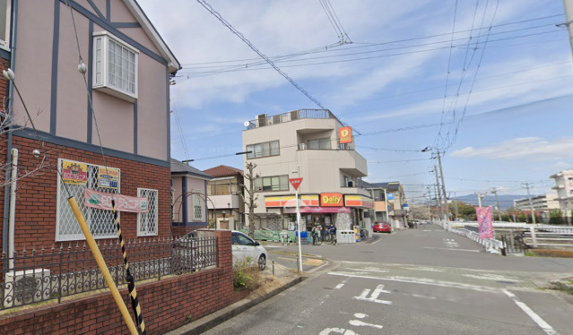 コンビニ　デイリーヤマザキ牧田店（コンビニ）まで252m