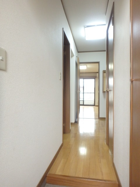 玄関　図面と現状に相違がある場合には現状を優先