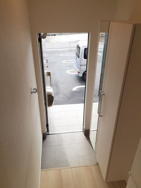 玄関