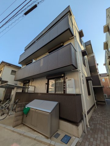 建物外観　落ち着いた雰囲気の外観です