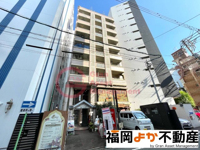 建物外観　落ち着いた雰囲気の外観です