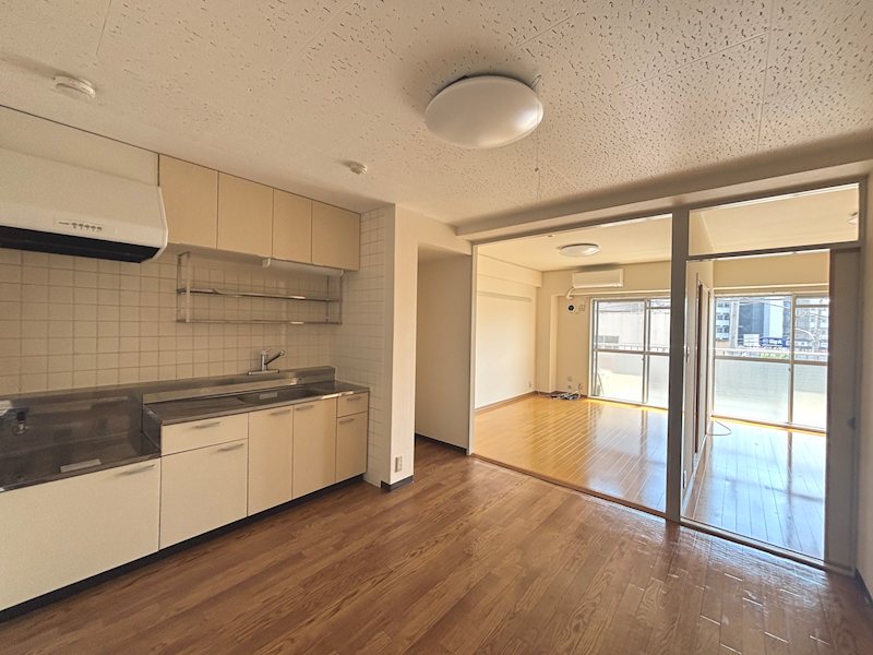 居室・リビング　※写真は別部屋です。