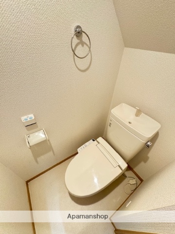 都営新宿線 大島駅 徒歩11分 2階建 築9年のトイレ写真