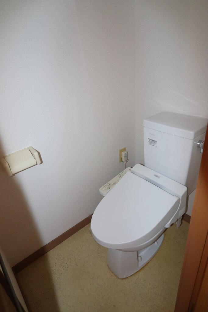 白金今里APのトイレ写真