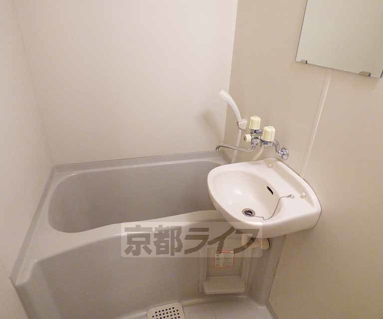 洗面設備　洗面所です。
