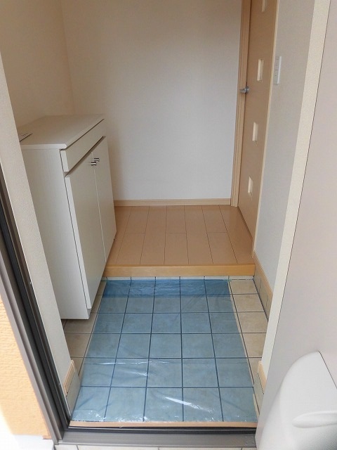 玄関　シューズボックスがあります。