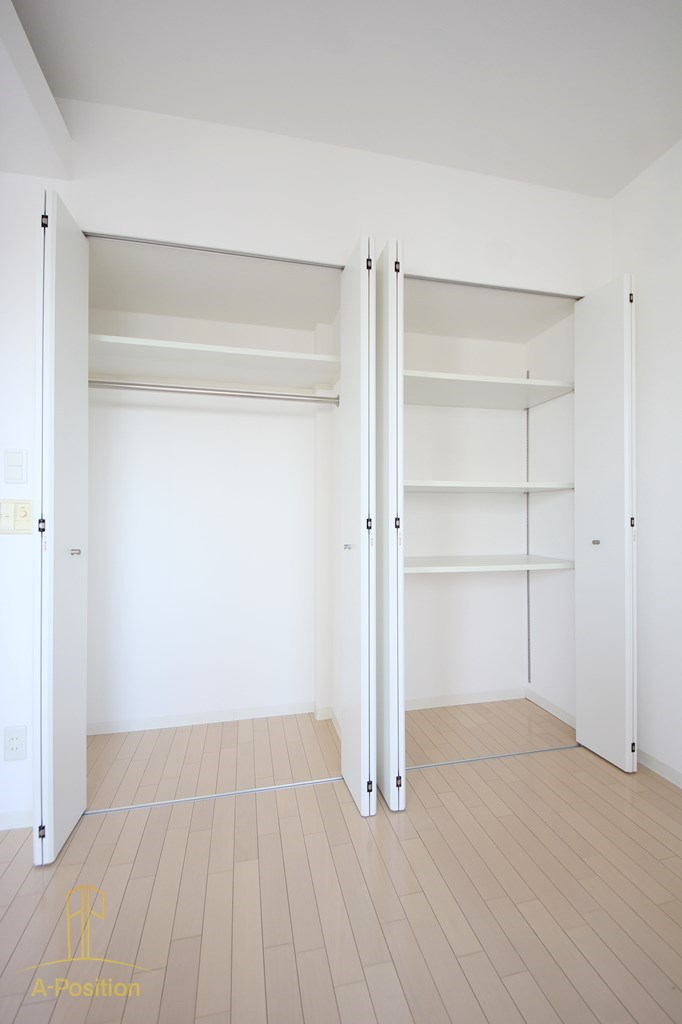 収納　ドゥーエ谷町