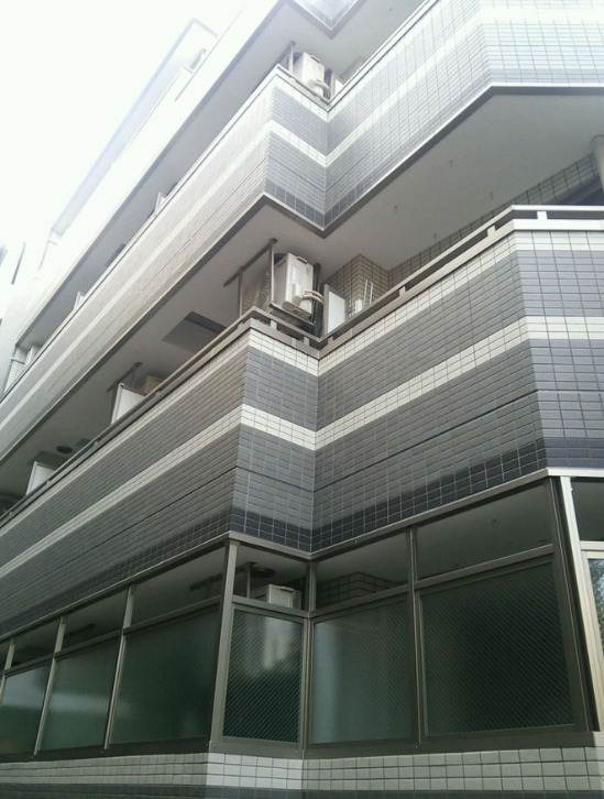 豊島区西巣鴨のマンションの建物外観