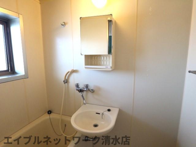 洗面設備　同物件同タイプ