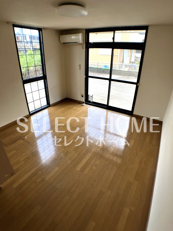 居室・リビング　同型タイプゆったり過ごせるリビングです