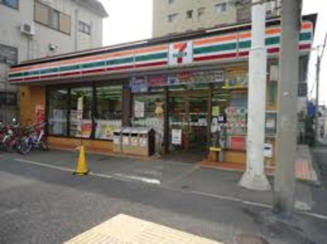 【堺市堺区戎之町西のアパートのコンビニ】