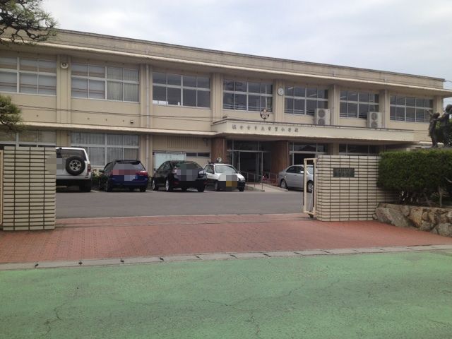 小学校　観音寺市立 常磐小学校（小学校）まで1106m