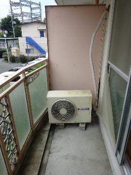 　バルコニー　ベランダ