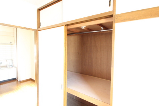 収納　※別部屋の写真です