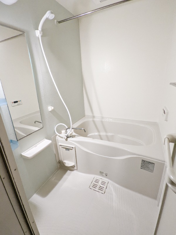 バス・シャワールーム　図面と現状に相違がある場合には現状を優先